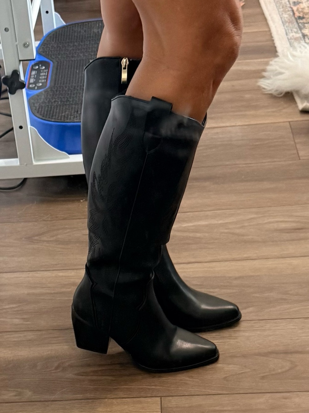 Dream Pairs Black Tall Western Heeled Boots - Picture 9 of 10